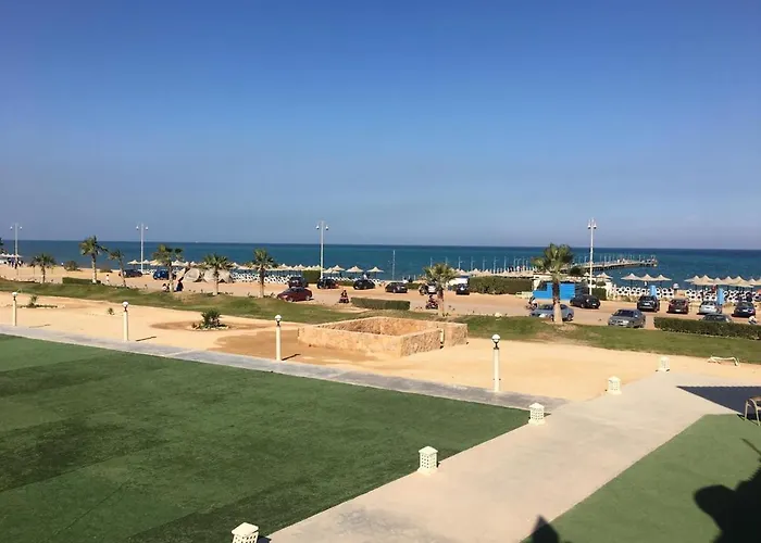 Porto South Beach - Families Only Апарт-отель Айн-Сохна